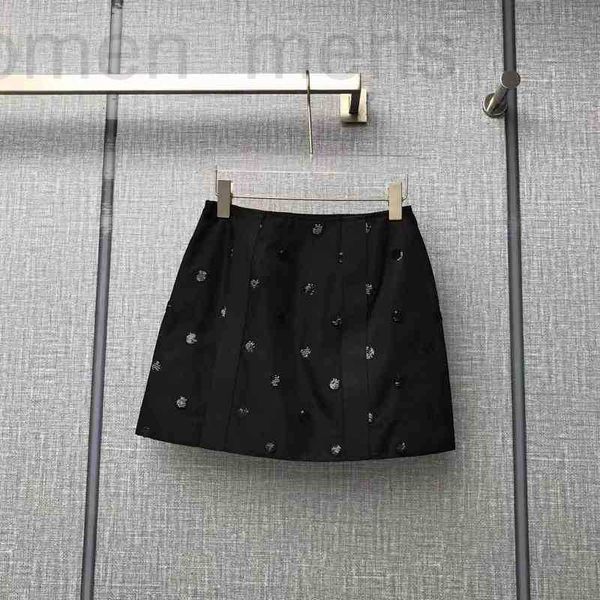 

skirts designer spring and suer new waist slim college style a-shaped short skirt round light pie emroidered for women xx8u, Black