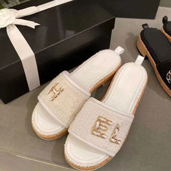 

dermal slipper designer heels platform slide house slippers equipped with authentic italian packaging soul of summer designers sandals flat, Black