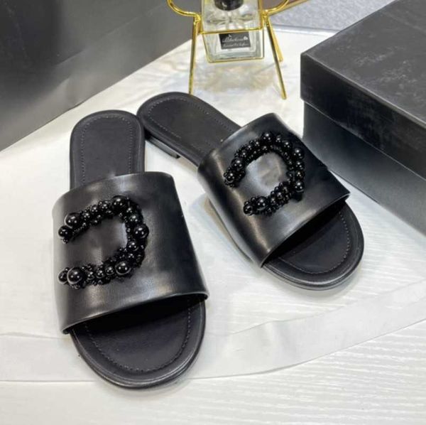 

2023 luxury designer women slippers big pearls interlocking c slides summer miller fashion new non-slip flats mules logo sandal open toe bea, Black