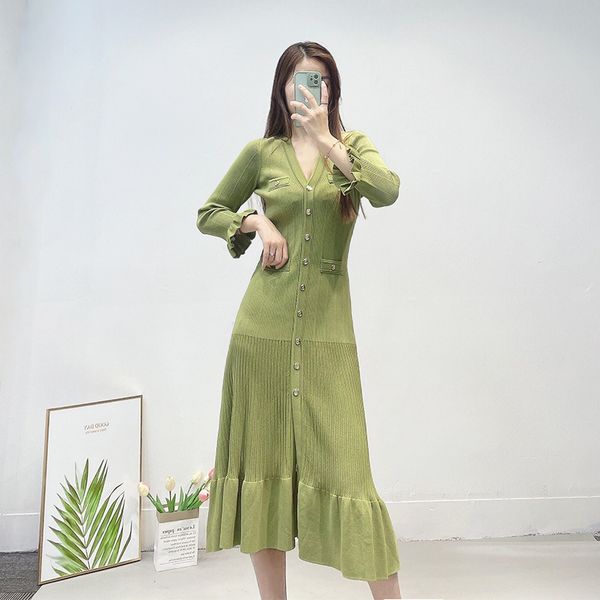 

casual dresses sandro dress green ruffle edge single breasted v-neck mid length knitted skirt, Black;gray