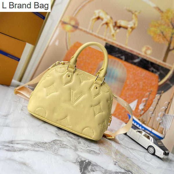 

l brand bag luxurys designer shell bag alma bb embroidery thread embossing genuine leather classic ladies handbag women cossbody purse handb, Black