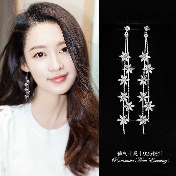 

exaggerated earrings korean temperament long pendant female tassels fashion diamond flower earrings sterling silver earrings, Golden