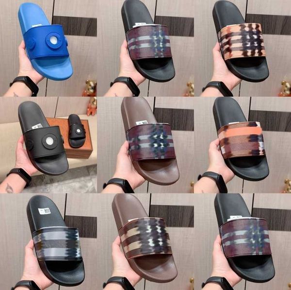 

2023 bur checked plaid rubber slippers for women men logo sandal pantoufle designer pool slides bur fashion england platform logo sport flip, Black