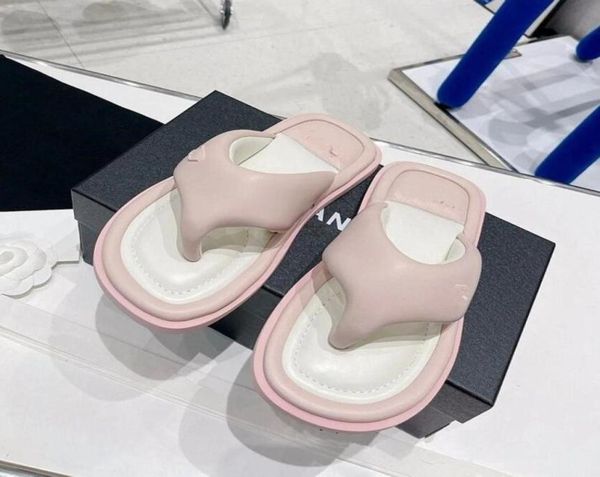 

luxury brand flat sandals summer fashion thong slippers comfortable nonslip flipflops rubber sole ladies beach shoes famous desi1620018, Black