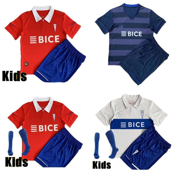 

2023 catholic university soccer jerseys and vintage special edition kids 2024 zampedri 9 saavedra 8 fuenzalida 19 puch 10 chile univ catolic, Black