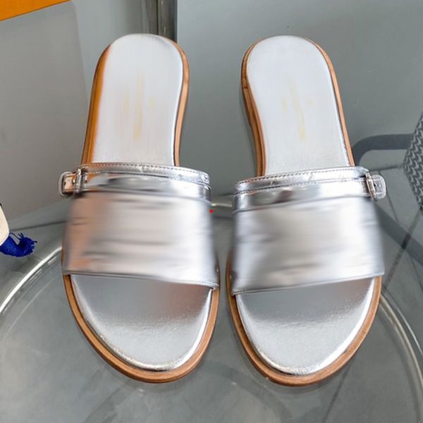 

2023 fashion luxuries designers summer flat slipper sheepskin diamond lattice women designer sandals genuine leather shoes with box -194, Black