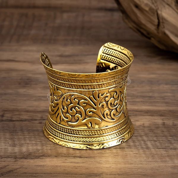 

exaggerated large wide open cuff bracelets for women retro flower africa chunky bracelets bangles fashion jewelry on hand, Black