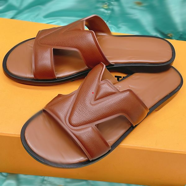 

2023 fashion beach slippers classic flat heel summer lazy designer fashion cartoon big head flops leather lady slides women shoes l bath lad, Black