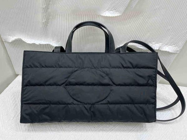 

shopping bags e totes handbags women winter down handbag versatile niche shoulder bag handbag onnuk small square tote9267836