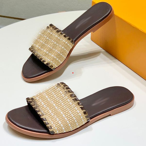 

2023 fashion luxuries designers summer flat slipper sheepskin diamond lattice women designer sandals genuine leather shoes with box -165, Black