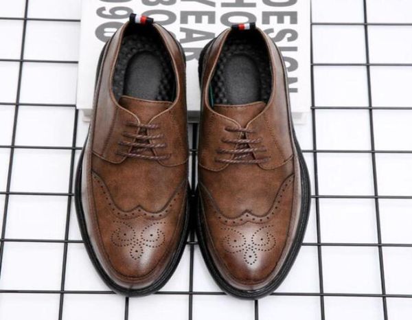 

2019 classic retro bullock design men classic business formal shoes pointed toe leather shoes men oxford dress shoes7810799, Black