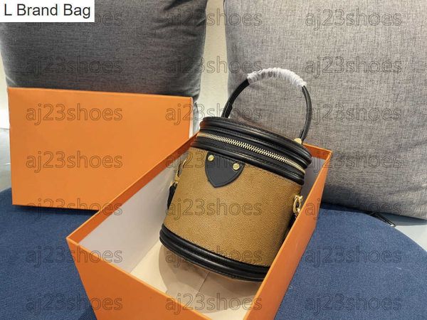 

l brand bag cannes vintage classic tote bag barrelshapedm 43986p ursesd esignerb agsb eautyc asez ipc losurer emovablel eathers traps malll, Black