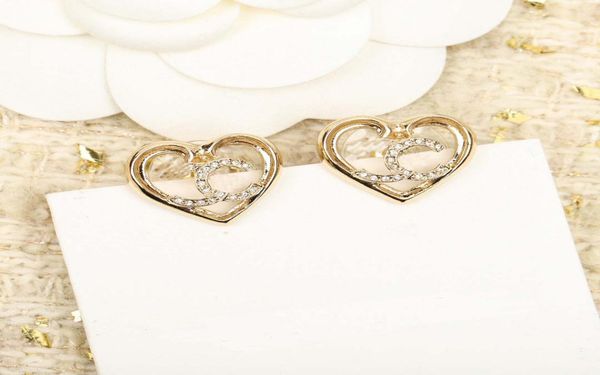 

2023 luxury quality charm heart shape stud earring with diamond have stamp and box ps7391a9949872, Golden