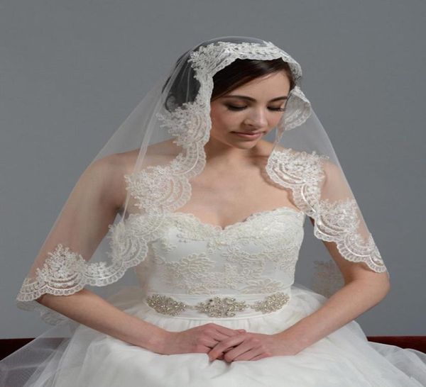 

new 2019 elbow length bridal veils lace applique edge one layer short tulle wedding accessories bride hair headpieces4111426, Black