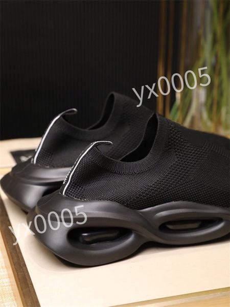 

2023 r flat sneaker trainer casual shoes leather white letter overlays fashion platform men womens low sneakers, Black