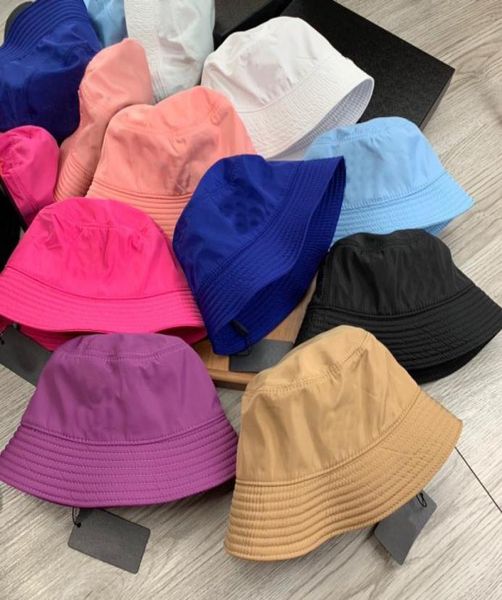 

designer bucket hat winter nylon beanie men women cap luxury knitted hat caps ski snapback mask fitted triangle casual outd4598463, Black;white