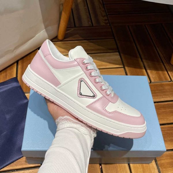 

2023 fashionable new women's small white shoes men's casual sports shoes breathable comfortable board shoes