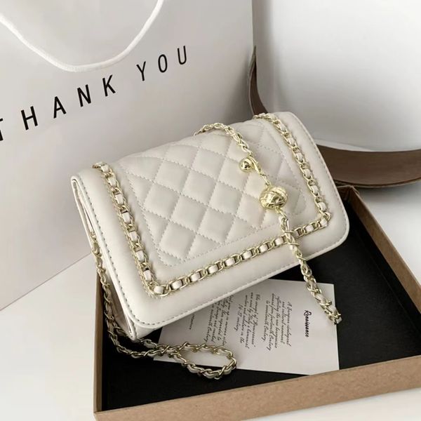 

new little fragrant style fashion texture one shoulder diagonal straddle bag