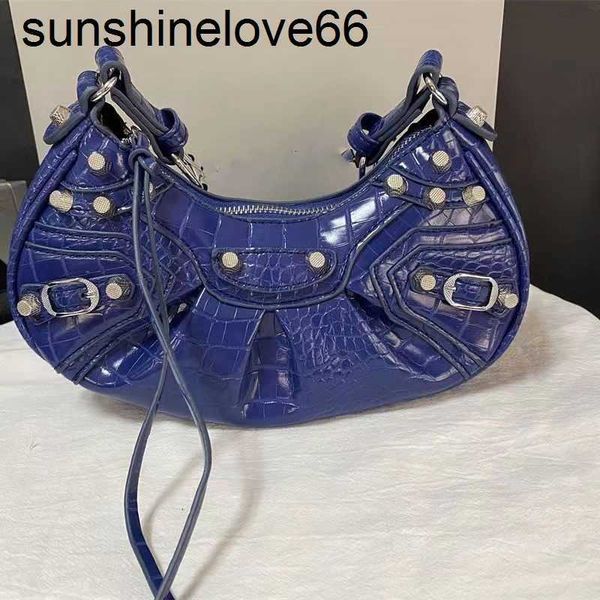 

2023 women le cagole motorcycle shoulder bags luxury designers genuine leather crossbody clutch wallet purse pochette retro 7a quality