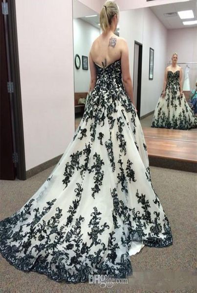 

vintage gothic black and white wedding dresses 2020 new plus size strapless sweep train corset country western cowgirl wedding gow3697354