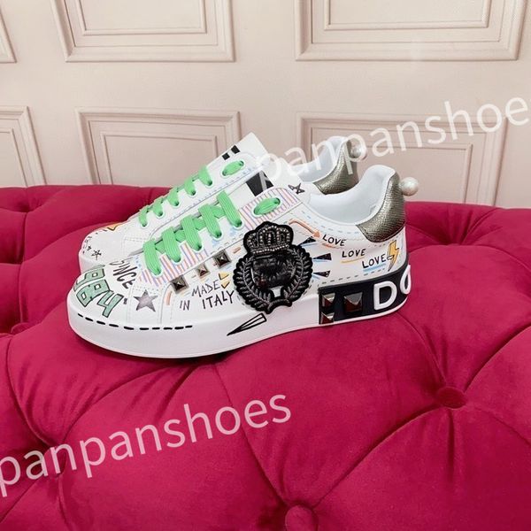 

2023 luxurys designer trainer sneakers casual shoes black white men women platform fashion shoe leather rubber walking outdoor