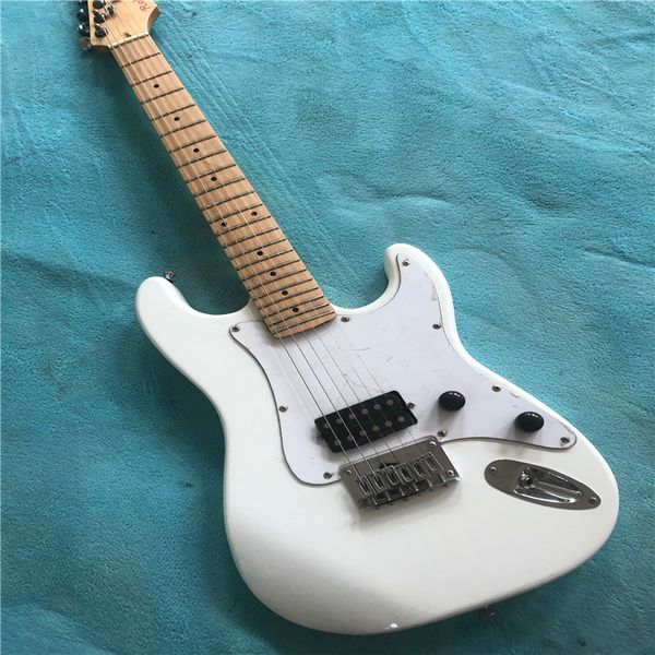 

children's electric guitar, suitable for practice ing