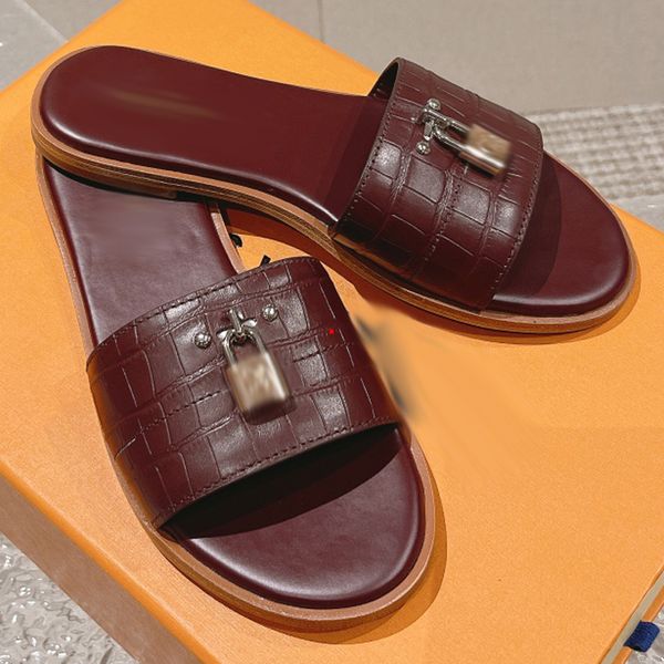 

2023 fashion designer comfort sandal slippers women leather shoes womens luxury metal decoration slipper summer casual shoe beach flip flops, Black