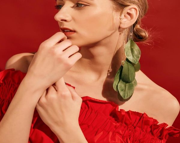 

bohemian fairy feather pendant clip earrings long link chain tassel non piercing ear wrap cuff goldplated crystal earrings2005369, Silver