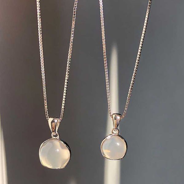 

pendant necklaces luxury plated white round moonstone pendant necklaces for women fashion jewelry choker clavicle chain short charm necklace, Silver
