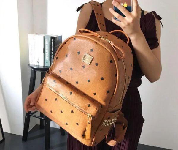 

Wholesale Backpack Knapsack Fashion Men Women Travel Backpacks Handbags Stylish Bookbag Shoulder Bags Designer Totes back packs Girls Boys School Bag, Black