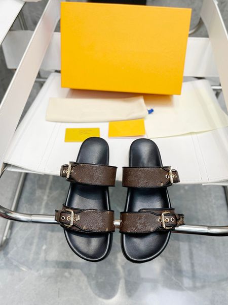 

designer chypre slippers beach classic flat sandals luxury summer lady leather flip flops 0522, Black