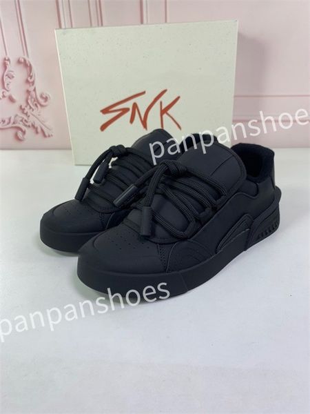 

2023 luxurys men women casual shoes classic triple white black mens trainers outdoor sports sneakers walking jogging platform