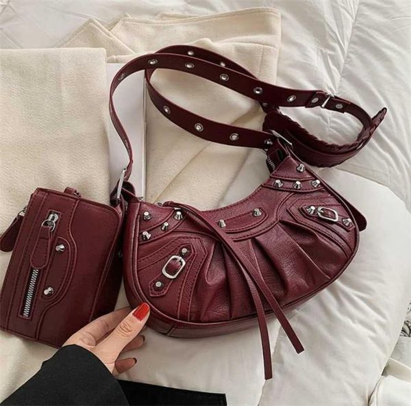 

rivets design half moon pu leather armpit crossbody bag winter punk style vintage shoulder purses and handbags 2 pcsset 2110239618142