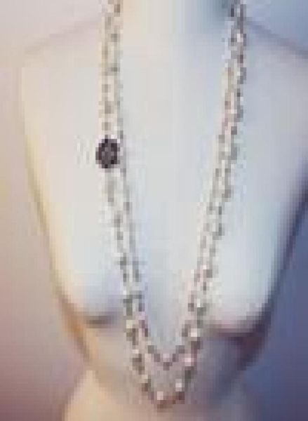 

2020 european new exquisite wild camellia sweater chain highquality pearl crystal long necklace jewelry female trend highend nec3940415, Black