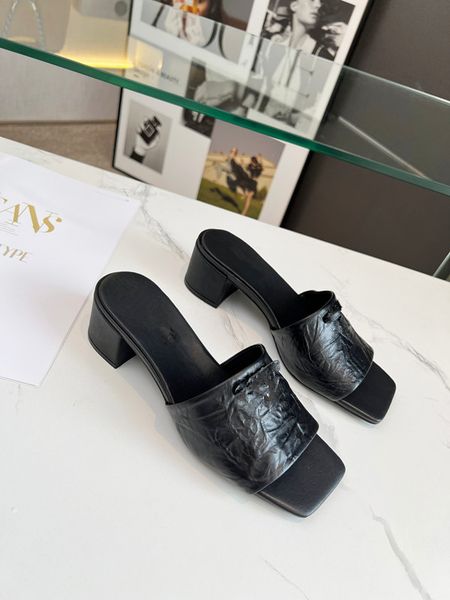 

designer sandal fashion thick sole slipper brand women's slide sandal with lnterlocking g indoor home lovely sunny beach man woman slip, Black