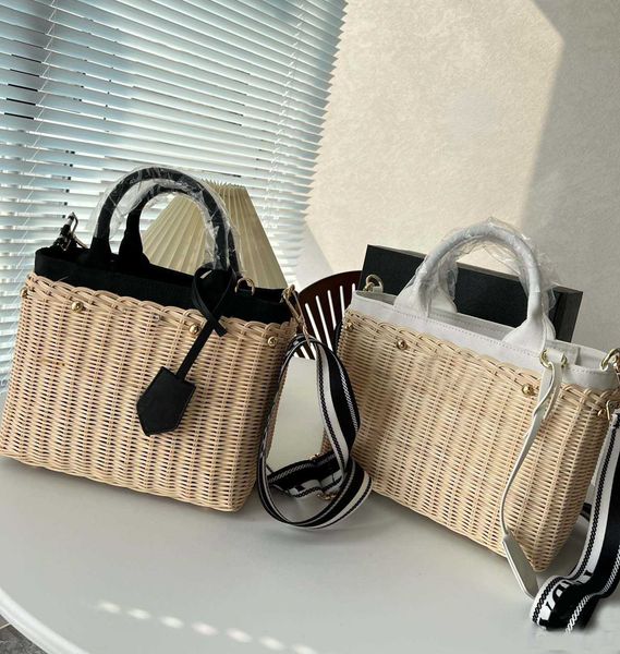 

p letter straw tote bag designers beach bag triangle woven purse handbag square suitable for holiday single messenger crossbody bags 230331