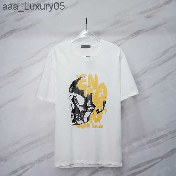 

2023 designers mens tshirts womens tees letter pattern man s casual chest shirt luxurys clothing street shorts sleeve cloth mc queens mcquee, White;black