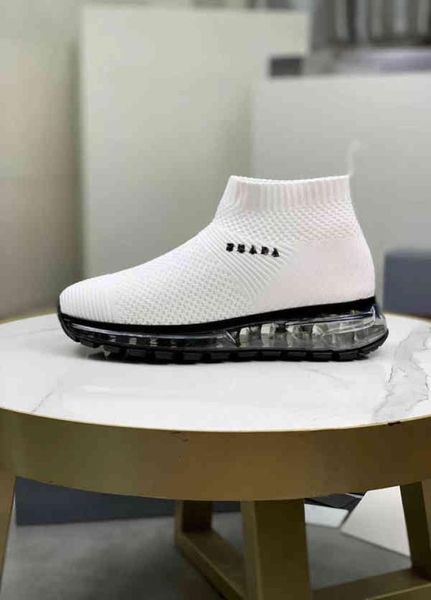 

2022 summer new p family thick soled air cushion sock shoes casual flying woven breathable flat shoes5426286, Black