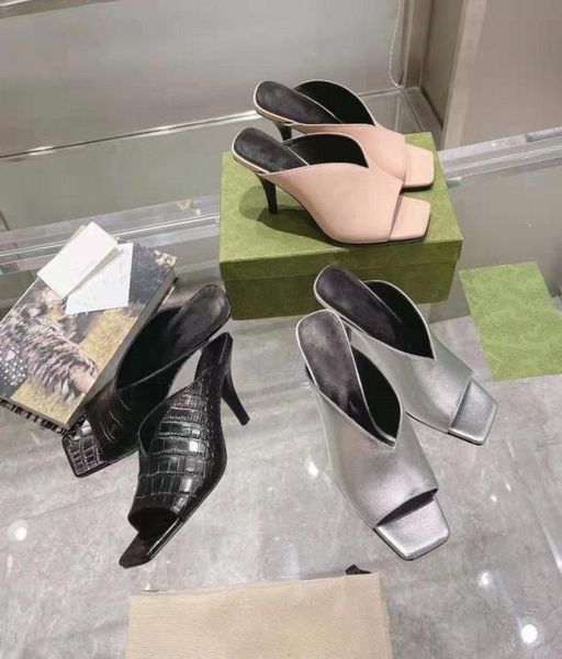 

2022 spring new sandals square head fish mouth stiletto slippers leather outsole stiletto fashion allmatch single shoes8805874, Black