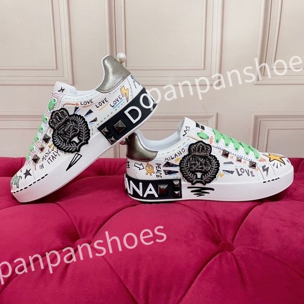 

2023 new luxurys designer trainer sneakers casual shoes black white men women platform fashion shoe leather rubber walking outdoor