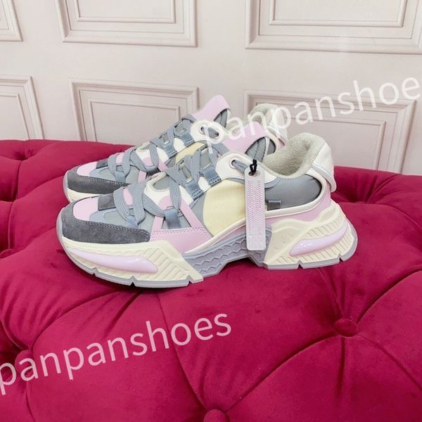 

2023 new designer trainer sneakers casual shoes black white men women platform fashion shoe leather rubber walking outdoor