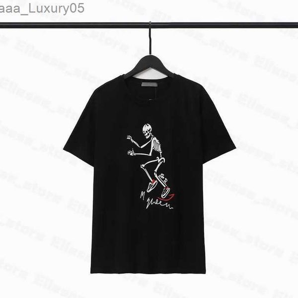 

womens designers mens tshirts tees letter pattern man s casual chest letter shirt luxurys clothing street shorts sleev mc queens mcqueens a, White;black