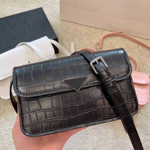 

crocodile leather shoulder bags triangle luxury designer crossbody bags womens leather handbag fashion small square messenger bag purse tote