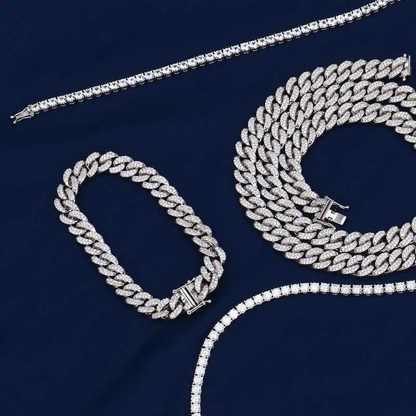 

2023 style 16 inches long 10mm width white round moissanite iced out cuban chain wholesale, Silver
