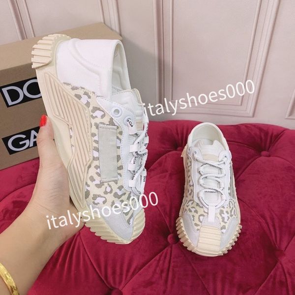 

new luxurys designer women fashion sneakers lace up popular flat casual men spring autumn walking shoes white, Black