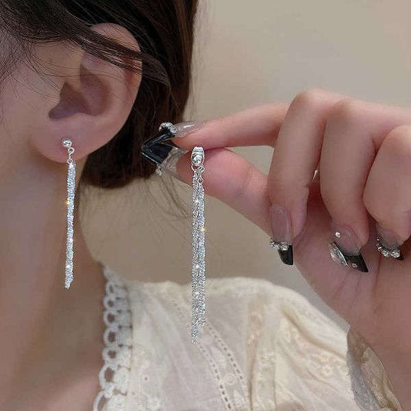 

pendant necklaces charm lats 2022 new sparkling highend chain tassel long earrings for women shining star dangle earrings fashion jewelry pa, Silver