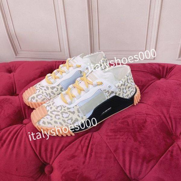 

2023 new luxurys designer women fashion sneakers lace up popular flat casual men spring autumn walking shoes white, Black