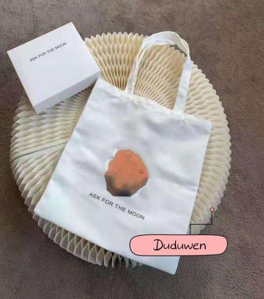 

classic white vip box canvas shopping bag c print fashion beach bags summer travel tote cosmetic storage case7389680