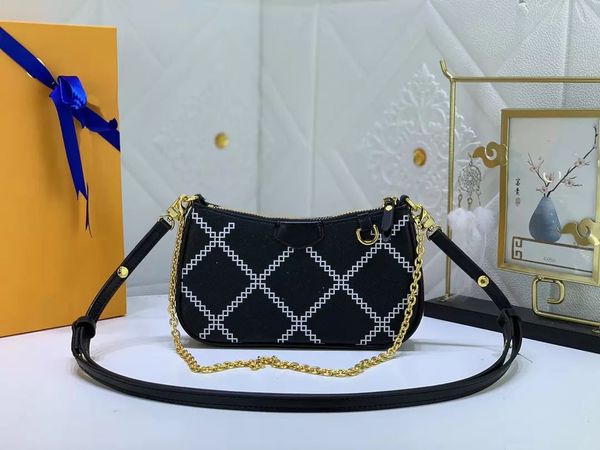 

embossed pouch strap bag handbag women messenger handbags tote chain shoulder crossbody bags wallets 81066, Black;red