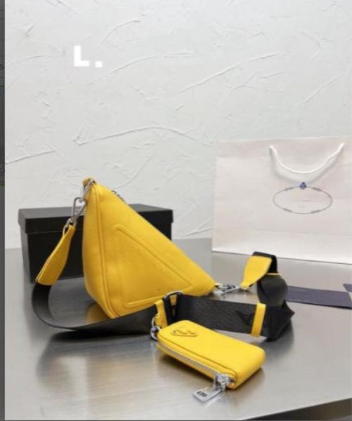 

2022 autumn and winter new p family triangle bag three in one single shoulder messenger fashion versatile trend triangle label han6888985